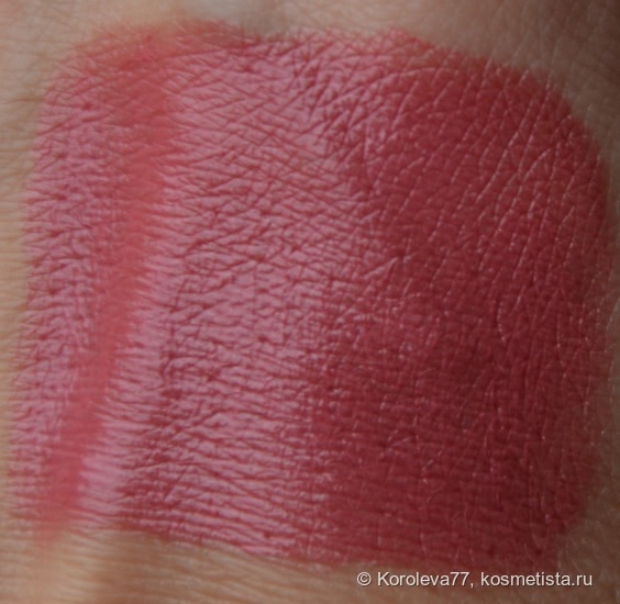 Многоликая и загадочная. Помада из обновленной линейки Dior Rouge Dior Couture Color Lipstick Comfort & Wear # 458 Paris