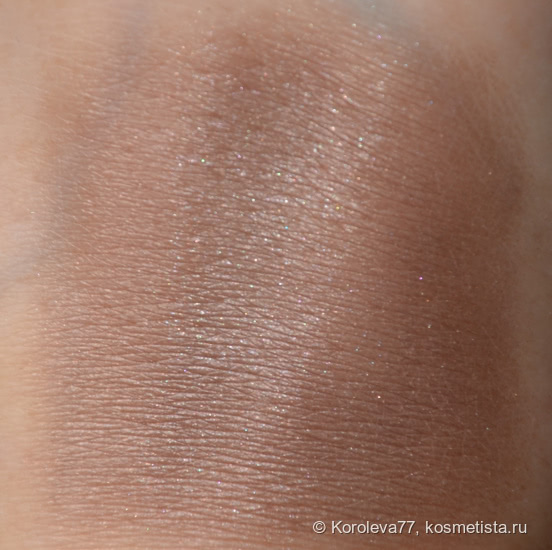 Кремовые тени Burberry Eye Colour Cream Buildable Eye Shadow 102 Mink