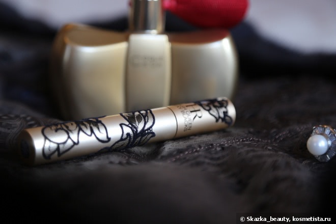 Helena Rubinstein Lash Queen Sexy Blacks 01 Scandalous Black. Ресницы для императрицы