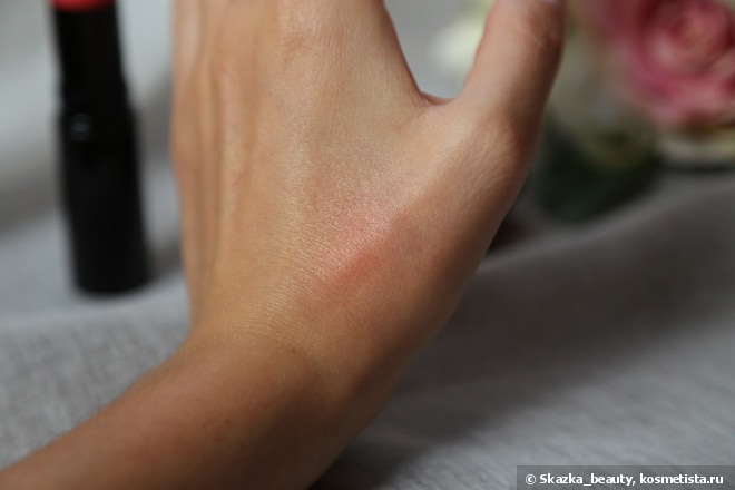 Нежность с Chanel Les Beiges Healthy Glow Sheer Colour Stick Blush в оттенке 21