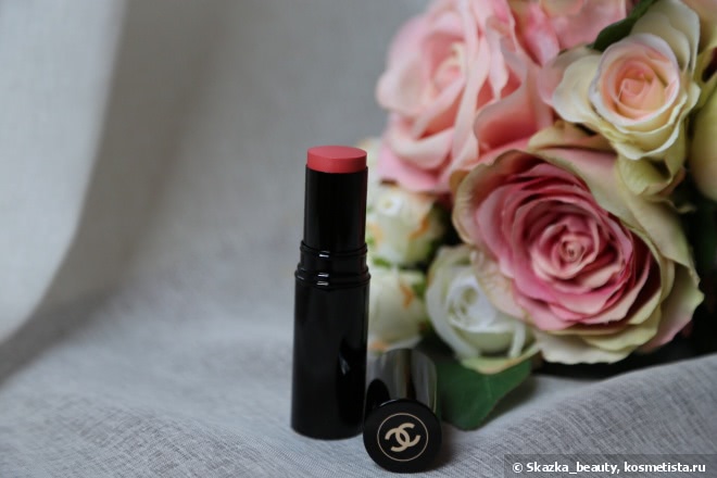 Нежность с Chanel Les Beiges Healthy Glow Sheer Colour Stick Blush в оттенке 21