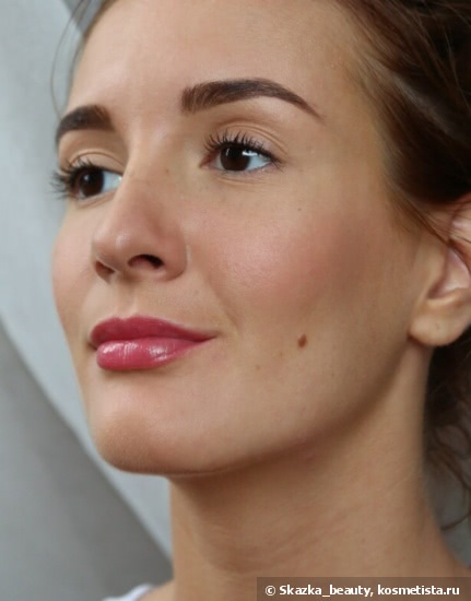 Нежность с Chanel Les Beiges Healthy Glow Sheer Colour Stick Blush в оттенке 21