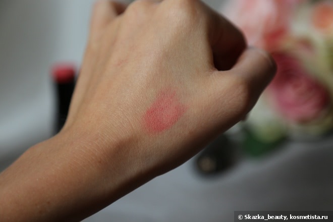 Нежность с Chanel Les Beiges Healthy Glow Sheer Colour Stick Blush в оттенке 21