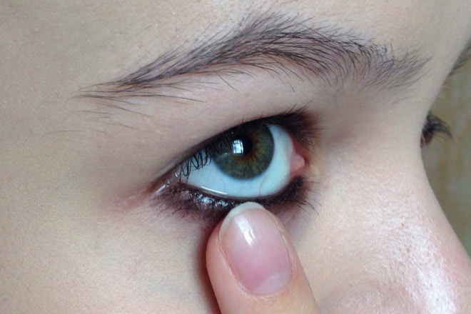 Soft Grunge Eye Makeup