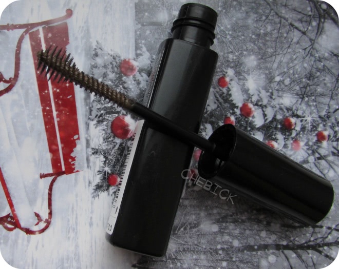 Моделирующая тушь для бровей Maybelline Brow Drama Sculpting Brow Mascara Medium brown - моя любовь