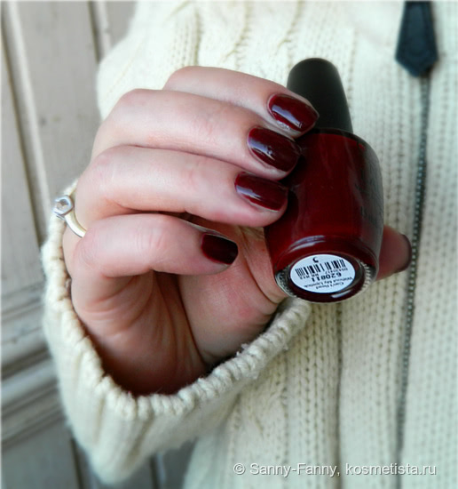 Не могу читать без моей помады ... OPI Can't Read Without My Lipstick