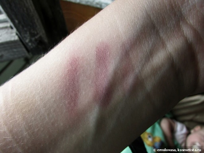 Роскошный винный цвет Chanel Rouge Allure Luminous Intense Lip Colour в оттенке 149 Elegante