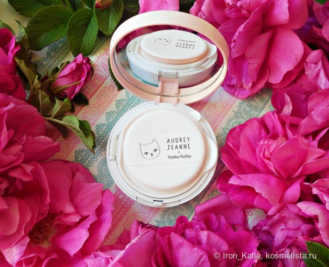 Очаровательная новинка от Holika Holika Dodo Cat Face2 Change Glow Cushion BB