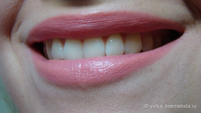Моя идеальная помада для губ Clinique Pop Lip Colour And Primer в оттенке 05 Melon Pop
