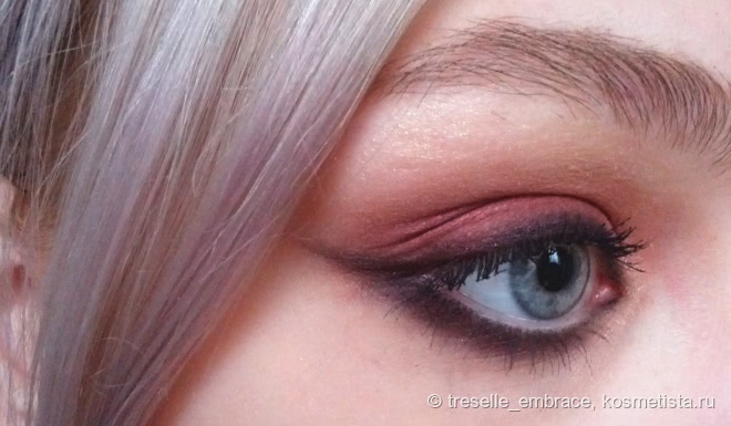 Missha Signature Velvet Art Shadow №17 Cranberry Combination