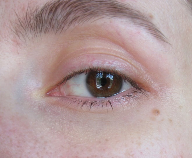 Консилер Make Up Factory Light Reflecting Concealer в оттенке #2