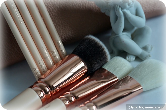 Нежный набор кистей для макияжа Zoeva Rose Golden Luxury Set Vol.2