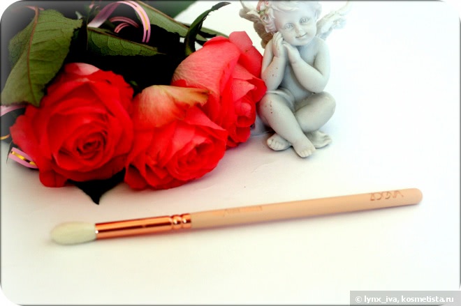Нежный набор кистей для макияжа Zoeva Rose Golden Luxury Set Vol.2