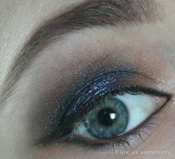 Палетка теней Sleek MakeUp Storm Palette
