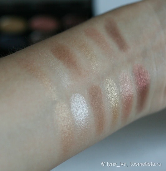 Палетка теней Sleek MakeUp Storm Palette