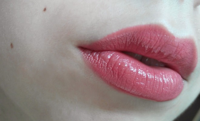 Помада Essence Longlasting Lipstick #01 - coral calling