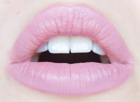 Розовый чай на 5 o'clock c e.l.f. Studio Matte Lip Color Tea Rose