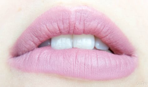 Розовый чай на 5 o'clock c e.l.f. Studio Matte Lip Color Tea Rose