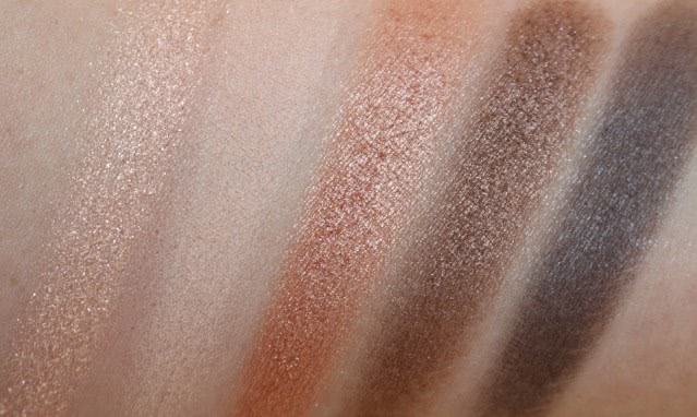 Clarins Instant Glow Makeup Collection for Spring 2016 - Весенняя коллекция 2016 от Кларанс