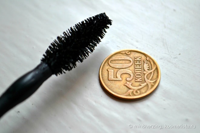 Распахните взгляд с тушью для ресниц Maybellinе Colossal Go Extreme Leather Black