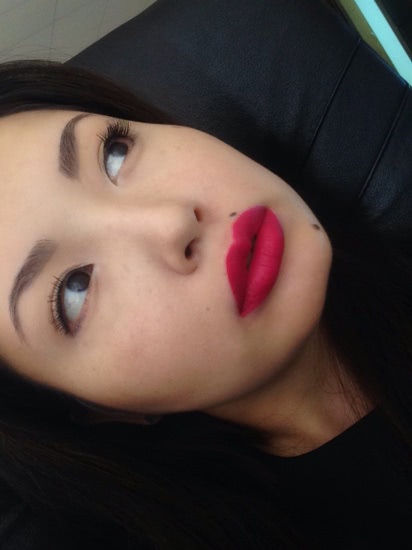 Lime crime Velvetines в оттенке Pink velvet Vs. Wet n wild megalast liquid lip color в оттенке E923A