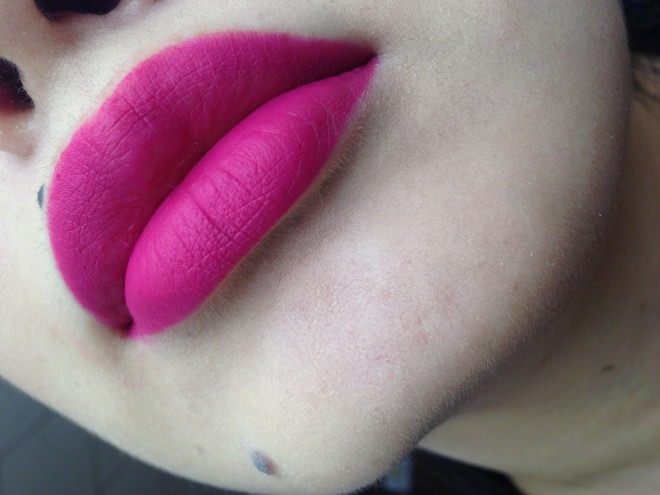 Mac retro matte lipstick в оттенке flat out fabulous