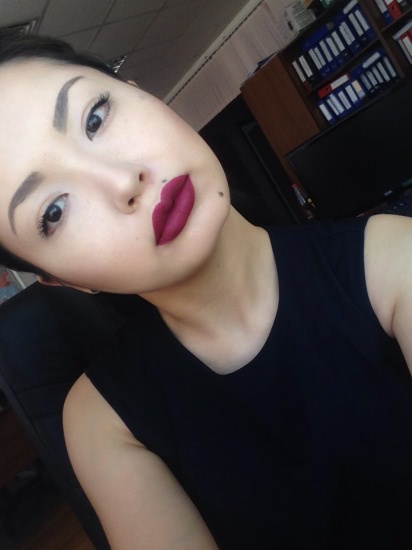 Любовь с первого взгляда с Anastasia Beverly Hills Liquid lipstick в оттенке Craft