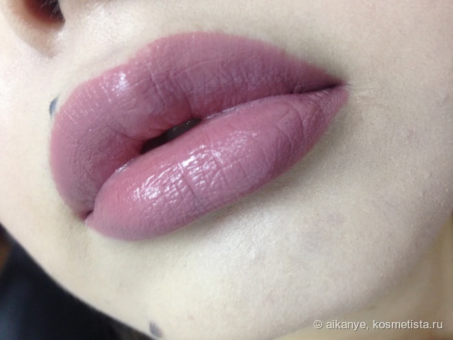 Бюджетная, но качественная Essence Longlasting Lipstick в оттенке 03 Come naturally