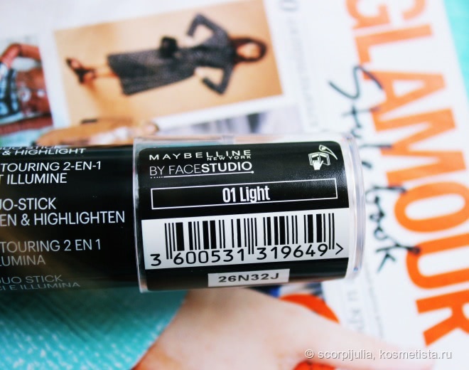 Стик контурирующий Maybelline Master Contour V-Shape Contouring Duo в оттенке 01 Light+ свотч оттенка 02 Medium