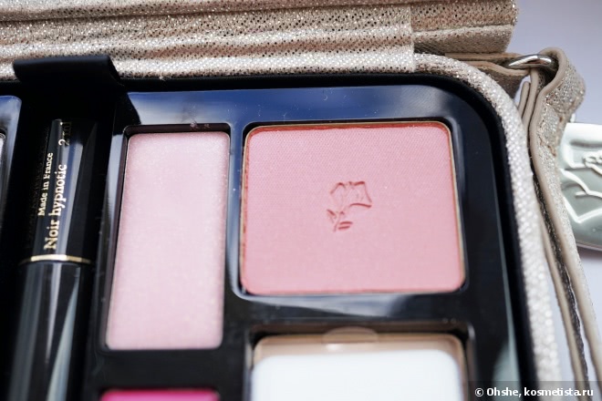Lancome. Travel chic