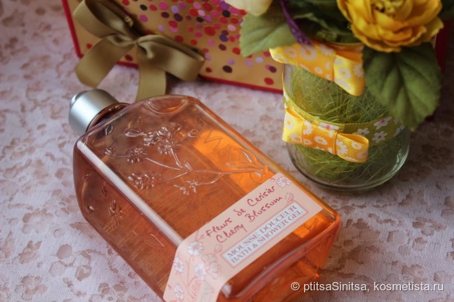Весеннее цветение вишни от L'Occitane