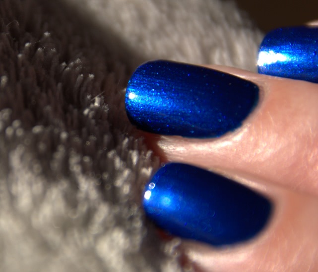 Essie Nail Lacquer № 92 - Aruba blue