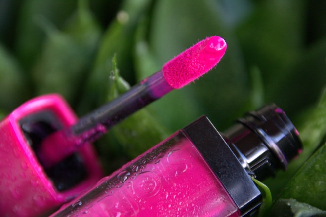 Pink pong этого хмурого Питерского лета. Моя любимица Rouge Edition Velvet от Bourjois