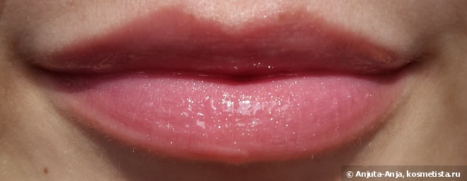 Немного цвета и отличное увлажнение с Mac cremesheen glass в оттенке Floating Lotus