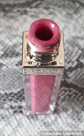 Как прошло мое знакомство с блеском от Clarins Gloss Prodige Intense Colour & Shine Lip Gloss #06 Raspberry