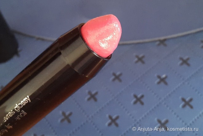 Помада - карандаш от Sephora Glossy lip pencil в оттенке 02 Glossy Raspberry