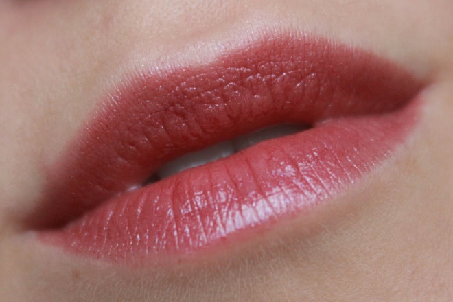 Guerlain Kiss Kiss Lipstick, 304 Air Kiss