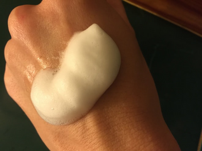 Идеальное очищение с La Roche-Posay Cleansing Miccelar Foaming Water