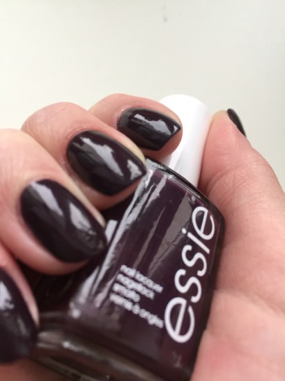 Essie Nail Lacquer #104 carry on