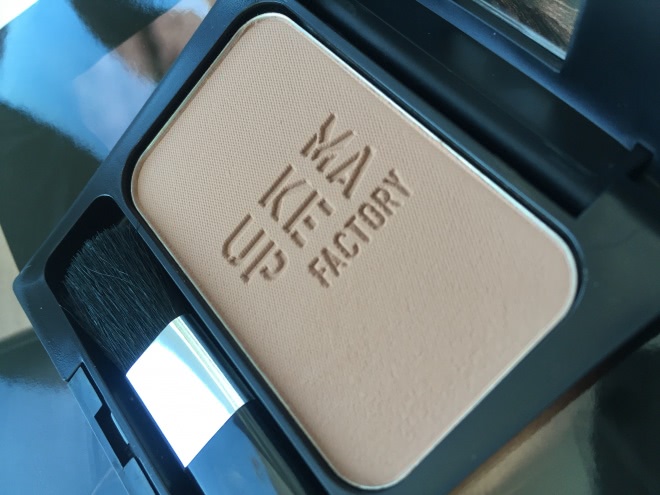 Матовые компактные румяна Make up factory Mat Blusher #35 Light Coffee