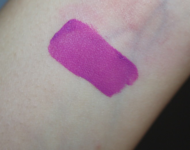 Seventeen All Day Lip Color Жидкая помада-блеск для губ №11 Rose Lilac и №20 Exotic Lila