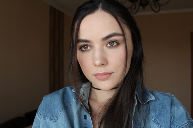 Maybelline Color Drama Intense Velvet Lip Pencils в оттенках #630 и #140