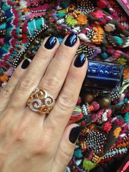 Essie, оттенок «Midnight cami» №697