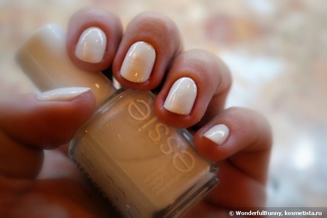 Essie, оттенок «Private Weekend» № 370