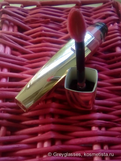 Он смог меня удивить. Блеск для губ L'Oreal Shine Caresse в оттенке 102 Romy