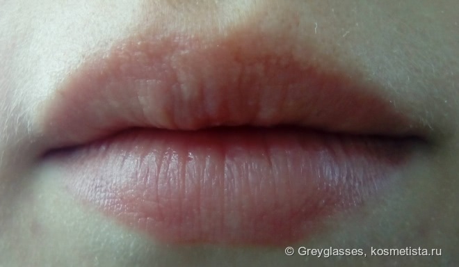 Мой однозначный любимец - Clarins Instant Light Lip Balm Perfector в оттенке 06 Rosewood