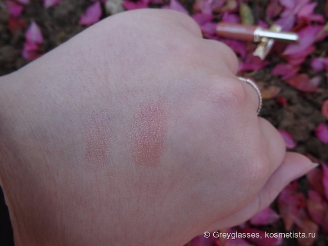 Мой однозначный любимец - Clarins Instant Light Lip Balm Perfector в оттенке 06 Rosewood