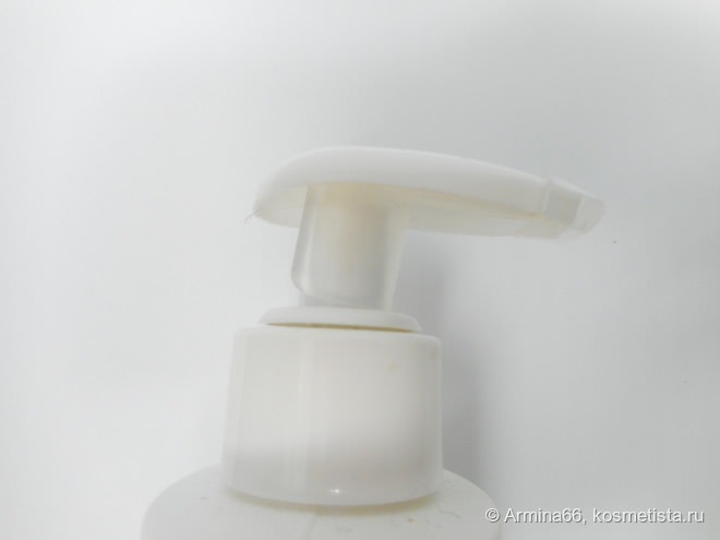 Чувствительная кожа. Молочко для снятия макияжа Hidraderm Cleansing Milk (Sesderma)