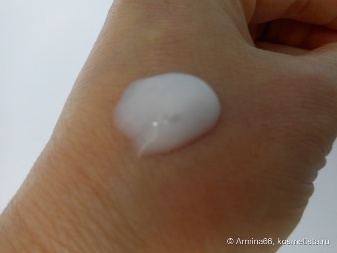 Чувствительная кожа. Молочко для снятия макияжа Hidraderm Cleansing Milk (Sesderma)