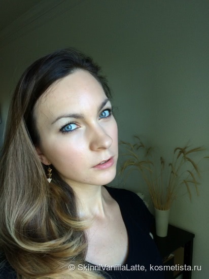 Первые снежинки от Guerlain Meteorites Flocons Enchantes Poudre Sublimatrice Light-Enhancing Powder